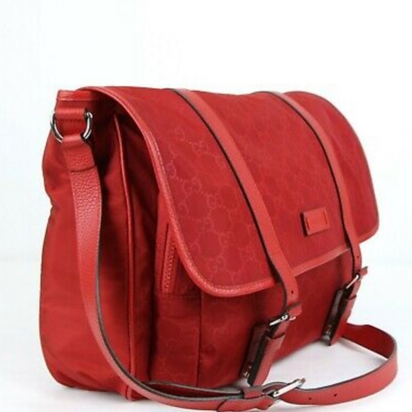 Gucci Nylon Messenger - Picture 2 of 5